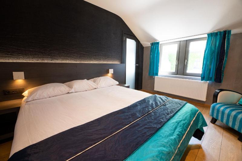 Superior Double Room image 2