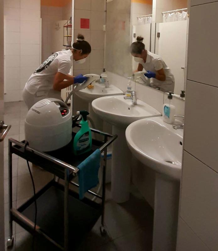 Santander Central Hostel - image 12