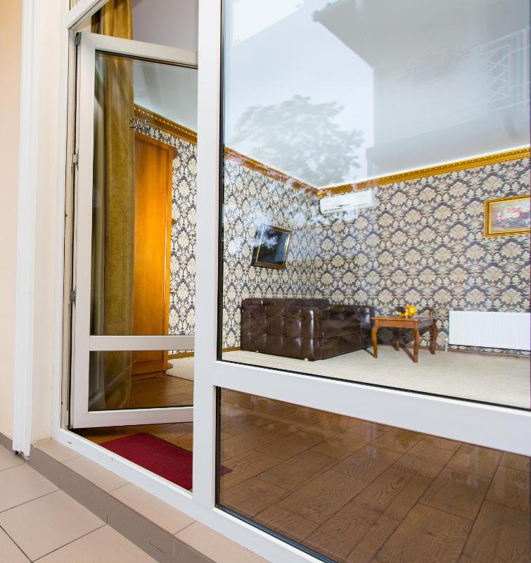 Superior Double Room image 3