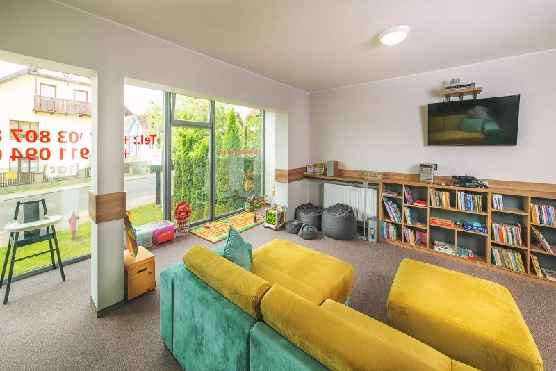 Studio (3 Adults) image 2