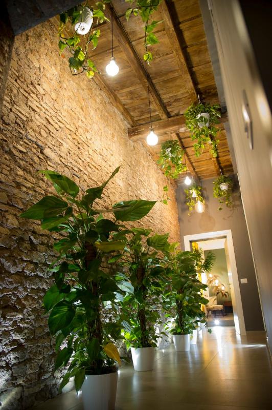 Le Boutique Luxury Rooms diffused in historical center - image 36