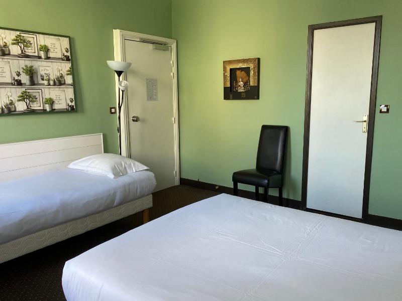 Hotel Colbert - image 23