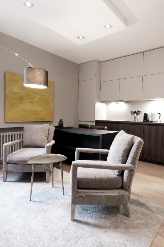 Basic Apartment image 1