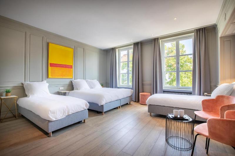 Quadruple Room image 1