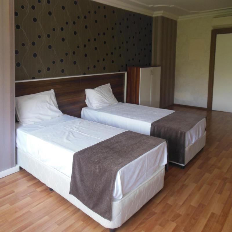 Family Room image 4