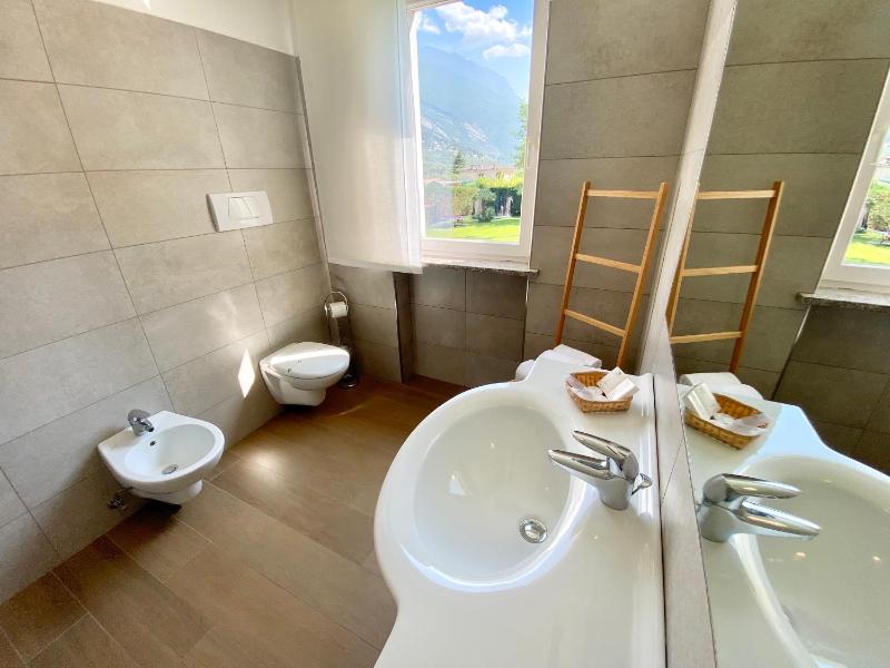 Standard One-Bedroom Apartment image 1