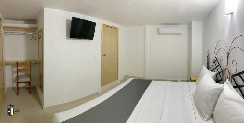 Hotel Real GDL - image 2