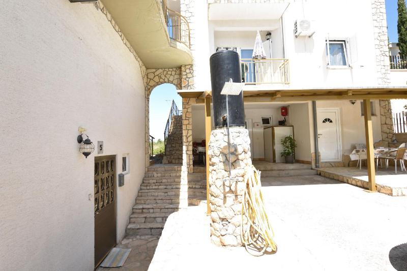 Two-Bedroom Apartment with Terrace image 2