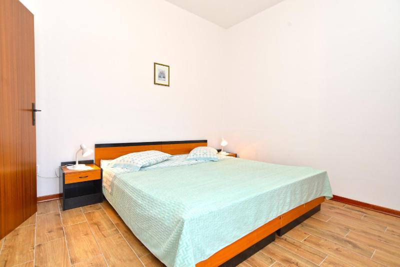 Apartment image 2
