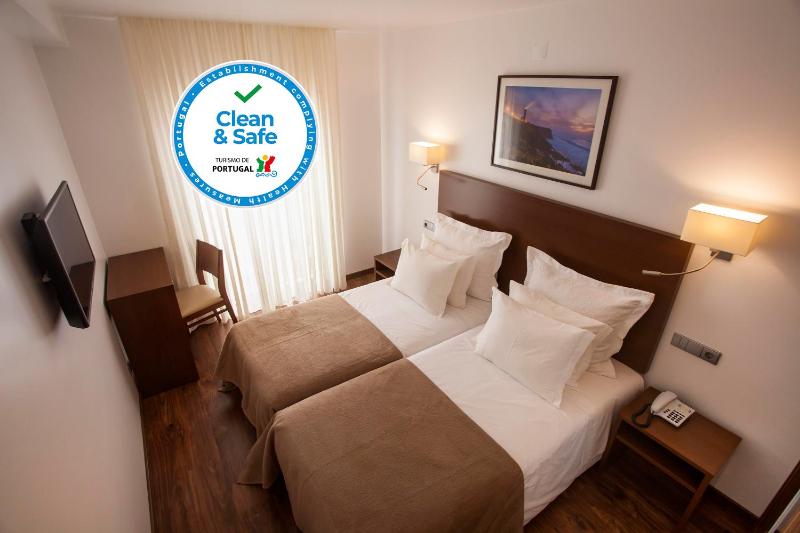 Standard Double or Twin Room image 1