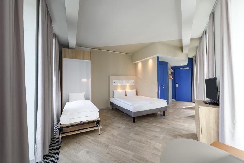 ibis budget Bremen City Center - image 10