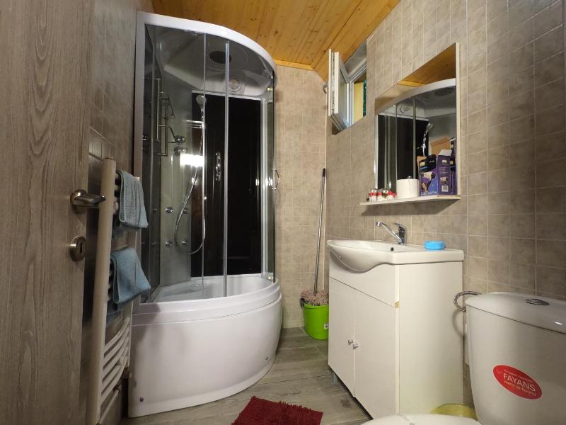 Double Room image 3