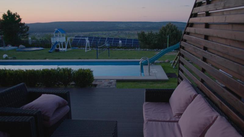 Duplex Apartment with Access to Jacuzzi image 2