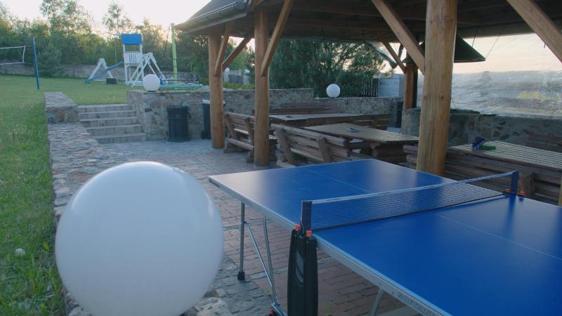 Apartment - Split Level with Access to Jacuzzi image 3