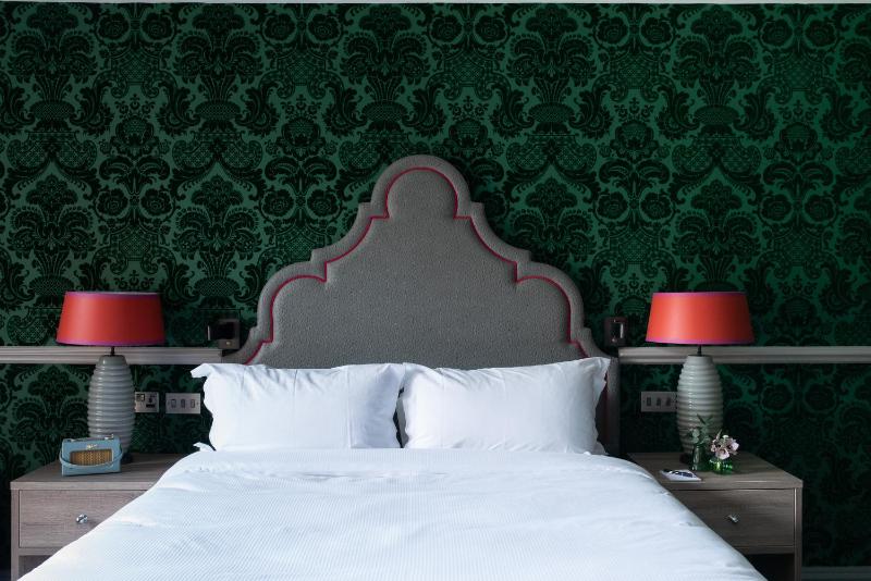 Superior Double Room image 4
