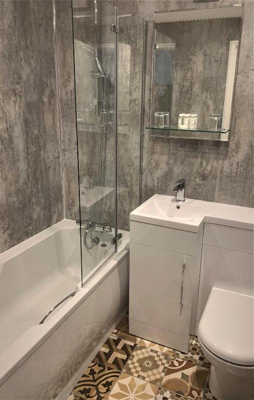 Standard Double Room image 2