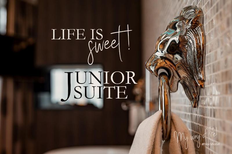 Junior Suite image 1