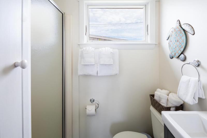 Cottage 1 - Two-bedroom  image 4