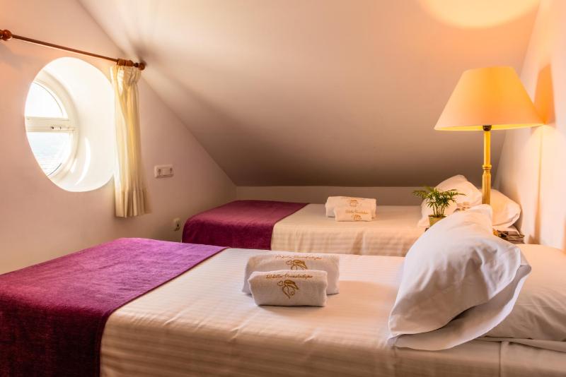 Triple Room image 3