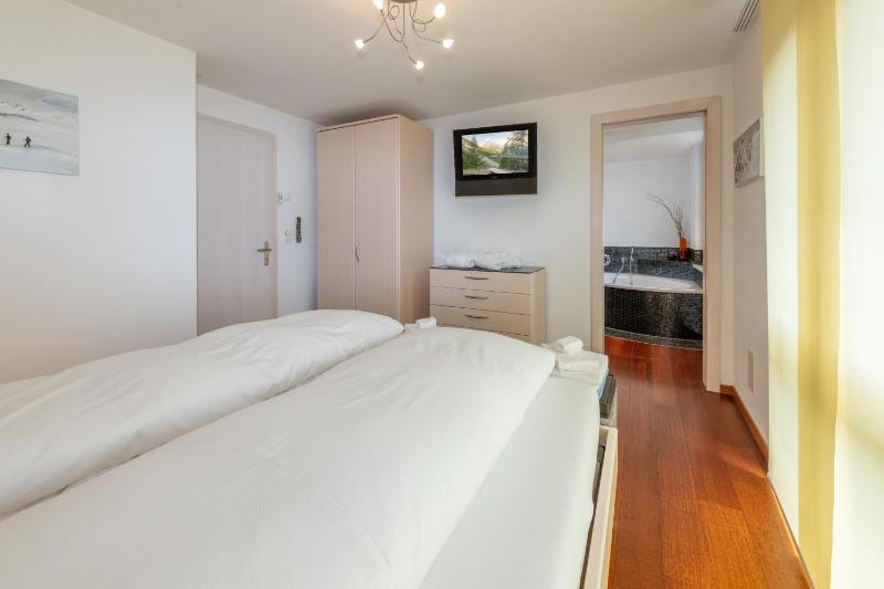 Luce 5 - Three-Bedroom Apartment (2nd floor) image 3
