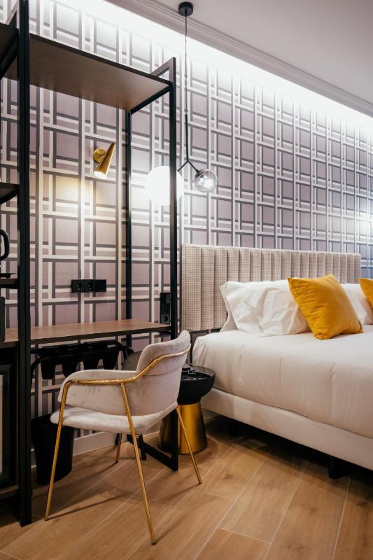 Executive Suite image 1