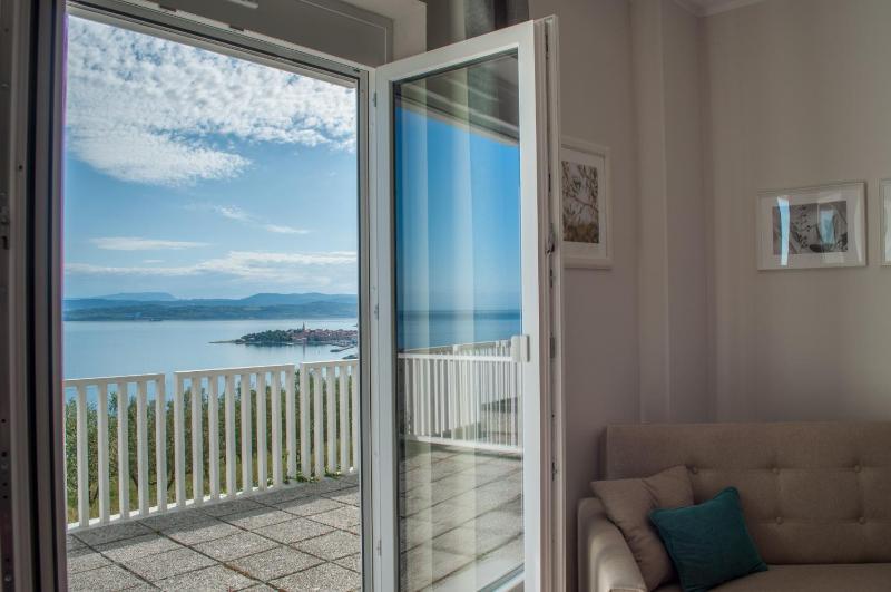 Suite with Sea View image 1