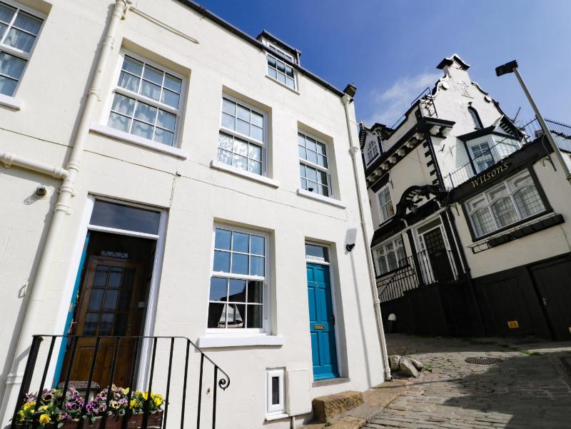 Hook's House - image 25