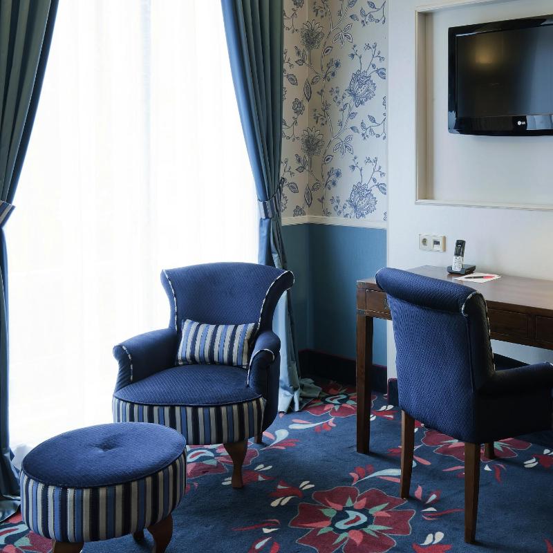 Luxury Double Room image 4