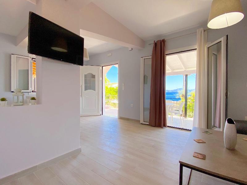 Nissaki Apartments and Vasilis House - image 32