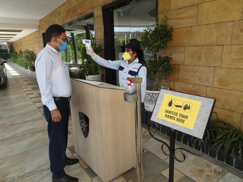 Hotel Kanha’s Palm Springs - image 6