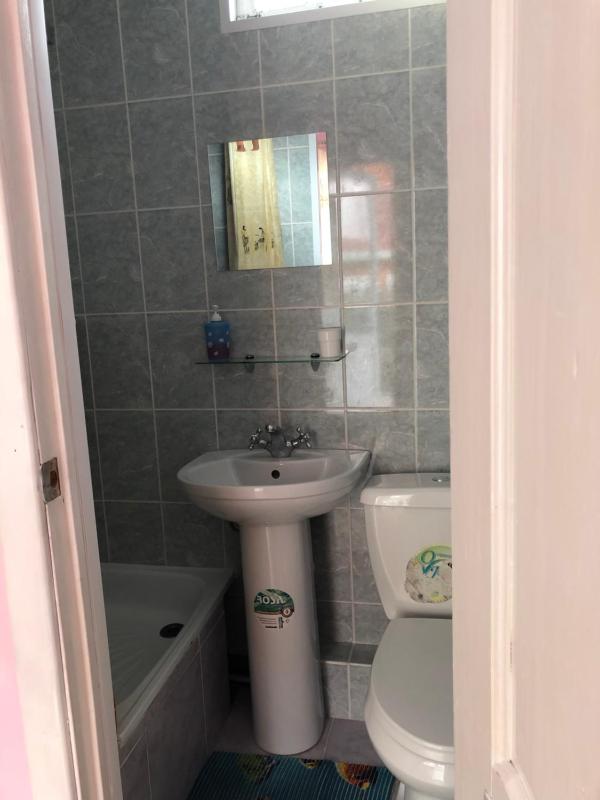 Double or Twin Room with Private Bathroom image 2