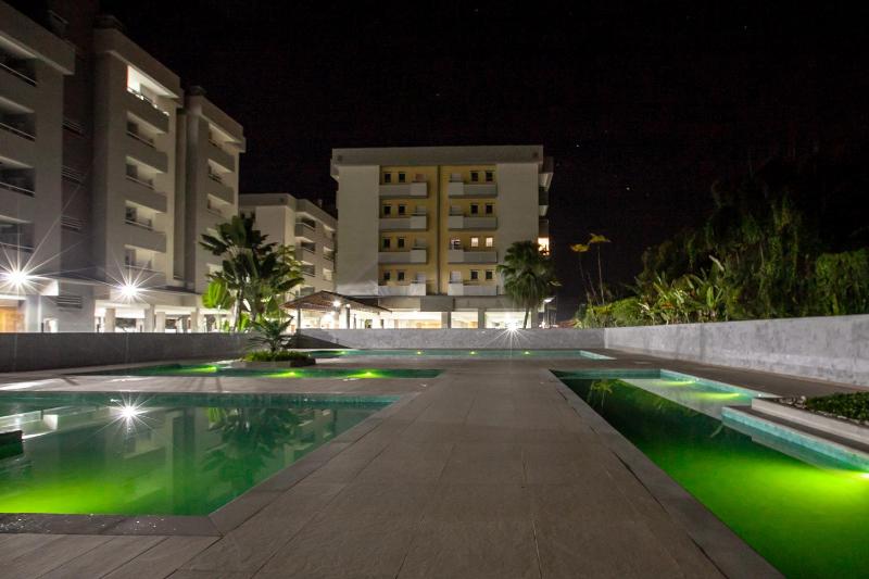 Apartamento Ubatuba AR Varanda Gourmet Piscinas e 300mt Praia - image 41
