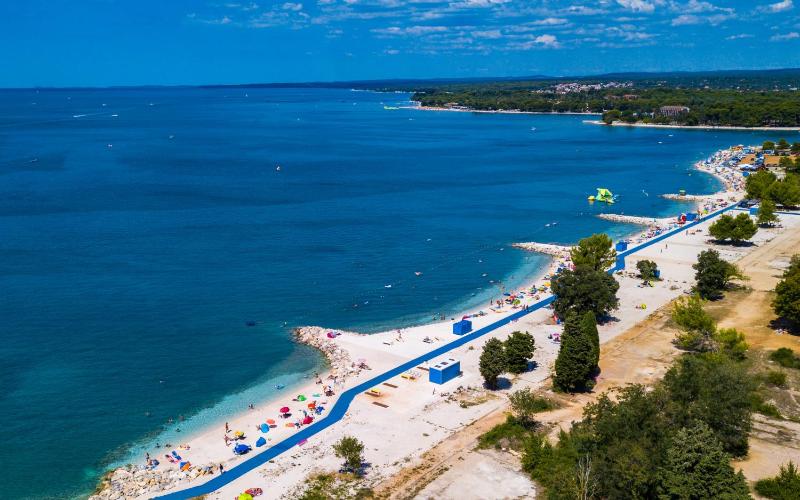 Villa Elena Deluxe mit Whirlpool und beheiztem Pool am Meer und wunderschönen Blick auf die Brijuni Inseln - image 47