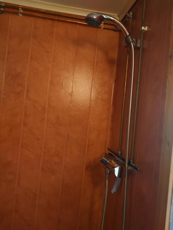 One-Bedroom Cottage image 3