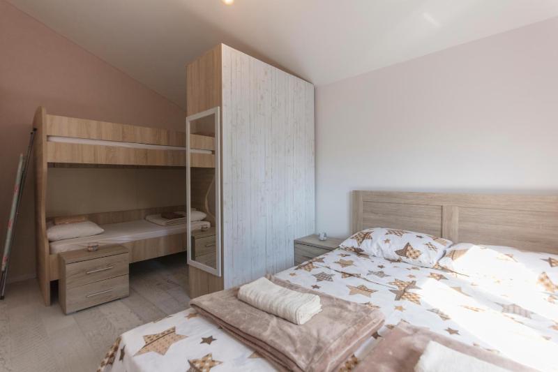 Apartment with Sea View image 4