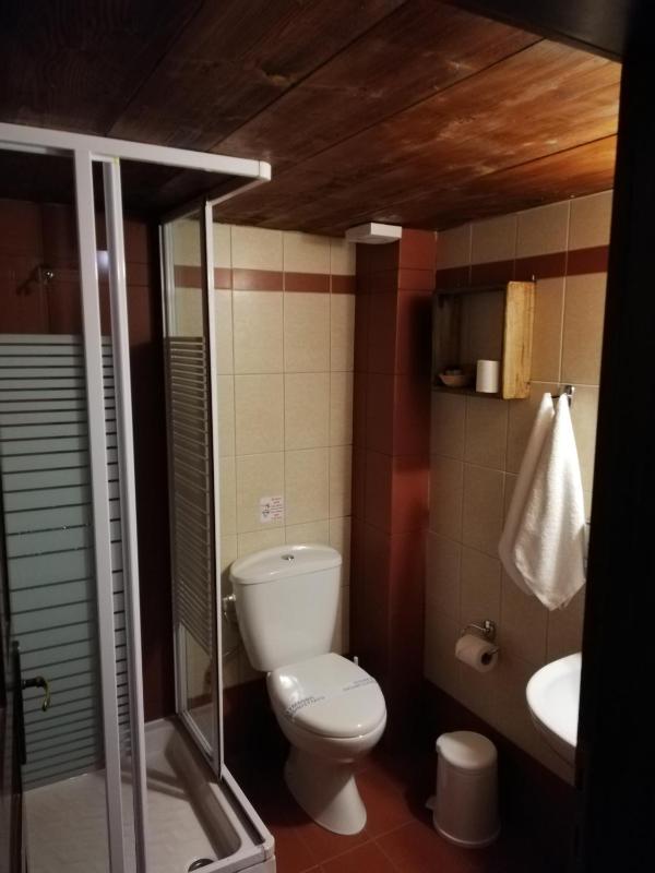 Double Room image 3