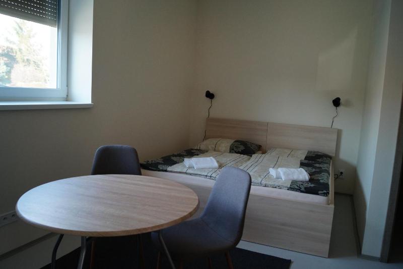 One-Bedroom Apartment image 1