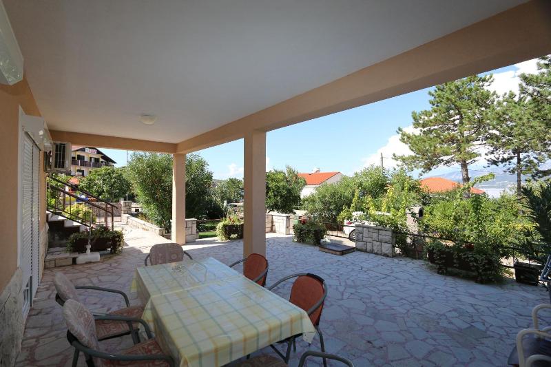Apartments Grskovic G. Jesenovica - image 32