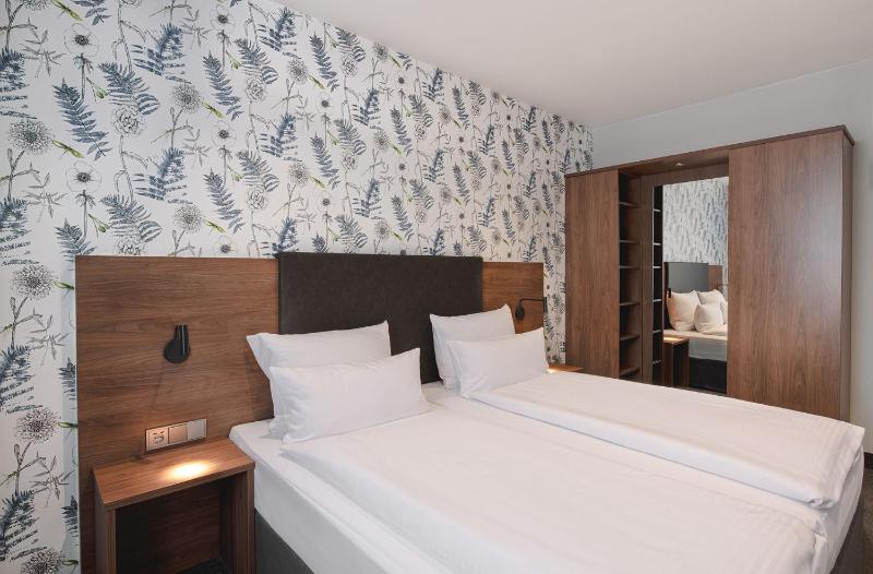 Two-Bedroom Suite image 2