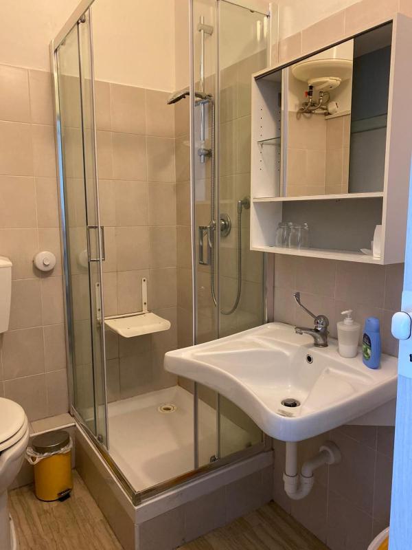 Double or Twin Room with Private Bathroom image 2