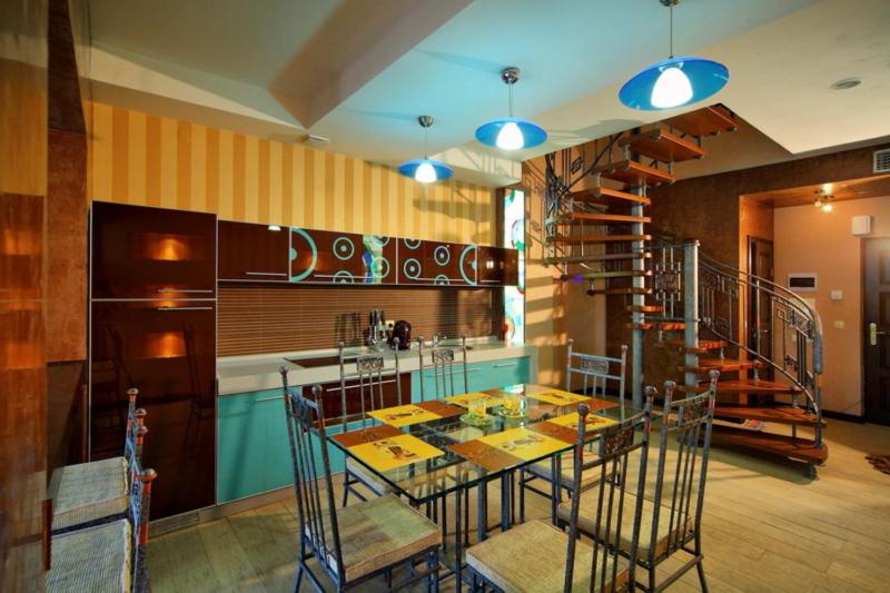 Royal Suite image 2