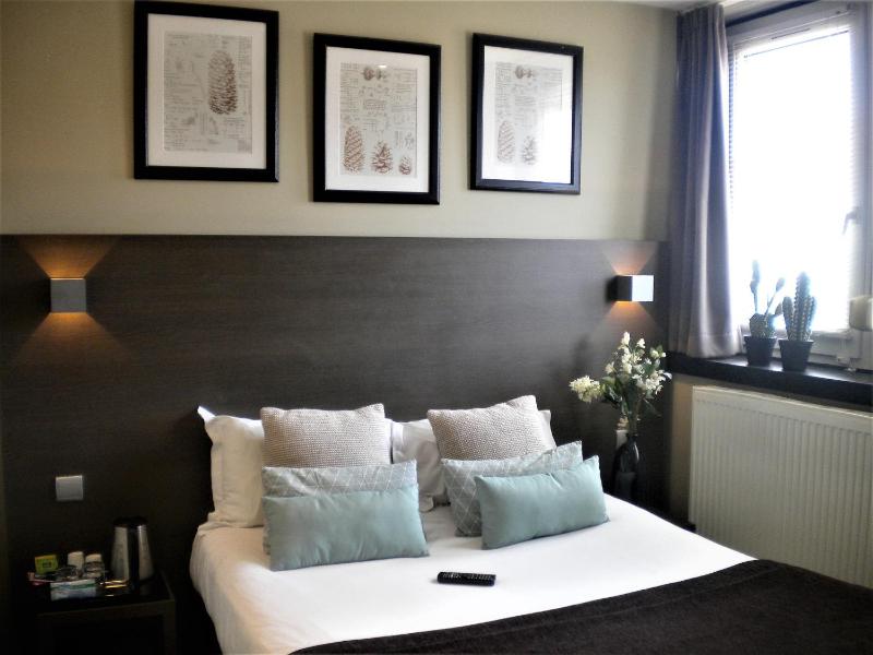 Cosy Double Room image 4