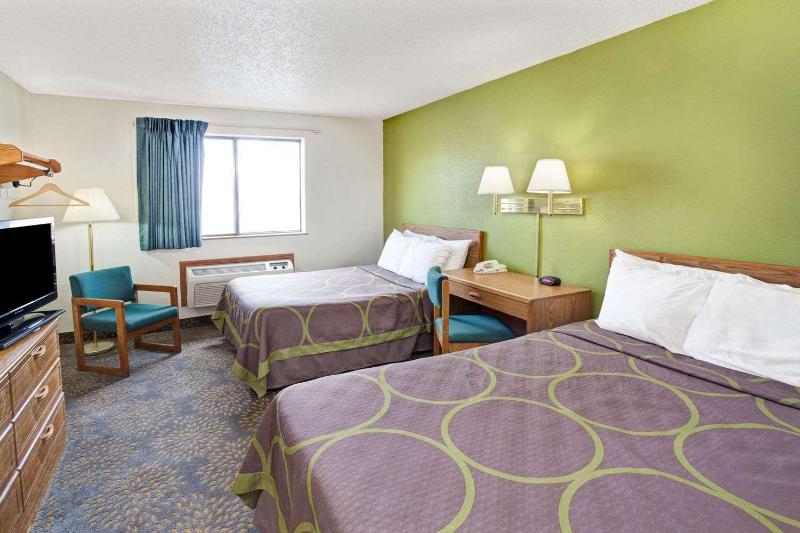Double Room with Two Double Beds - Non-Smoking image 3