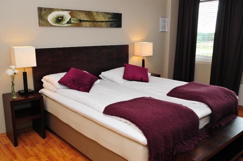 Suite with King Bed and Sofa Bed - Non-Smoking image 2
