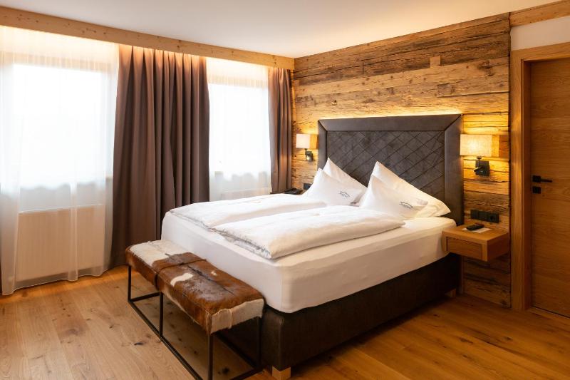 Economy Double Room image 1
