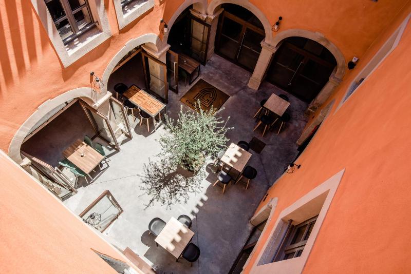 Le Couvent - Hostel - image 20