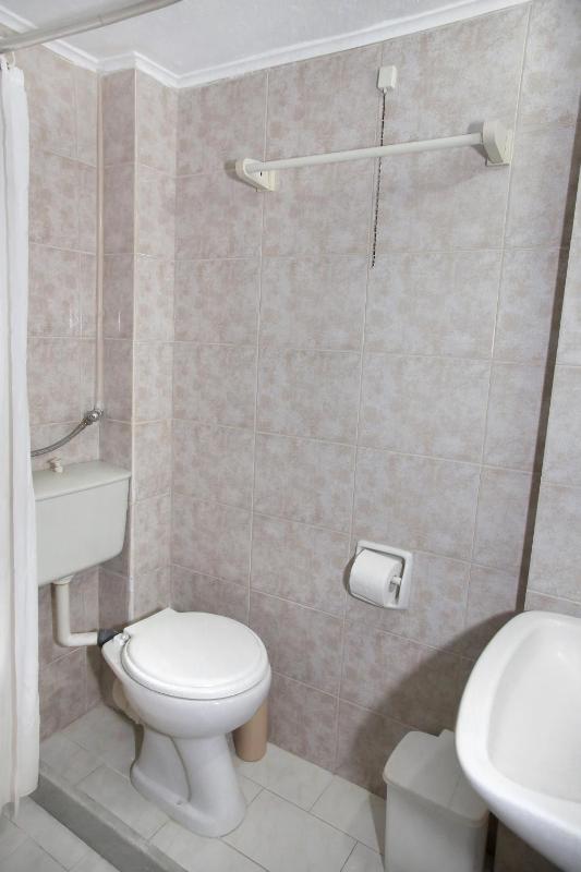 Twin Room with Sea View image 4