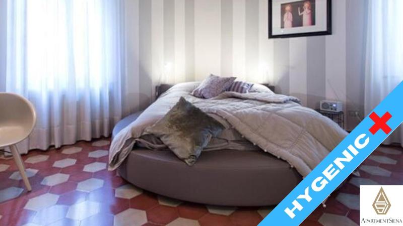 Deluxe Apartment image 2