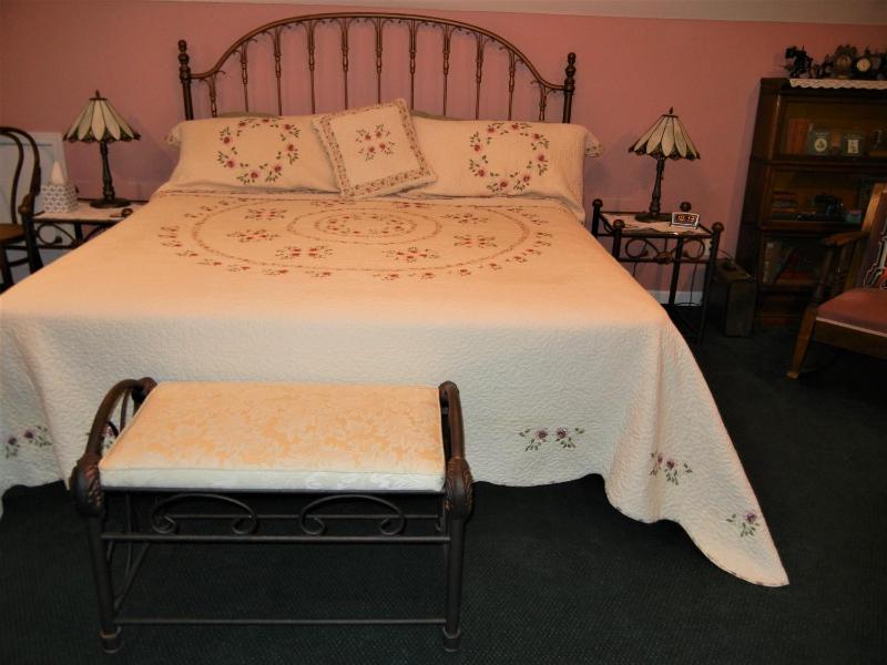 Deluxe Double Room with Shower image 1