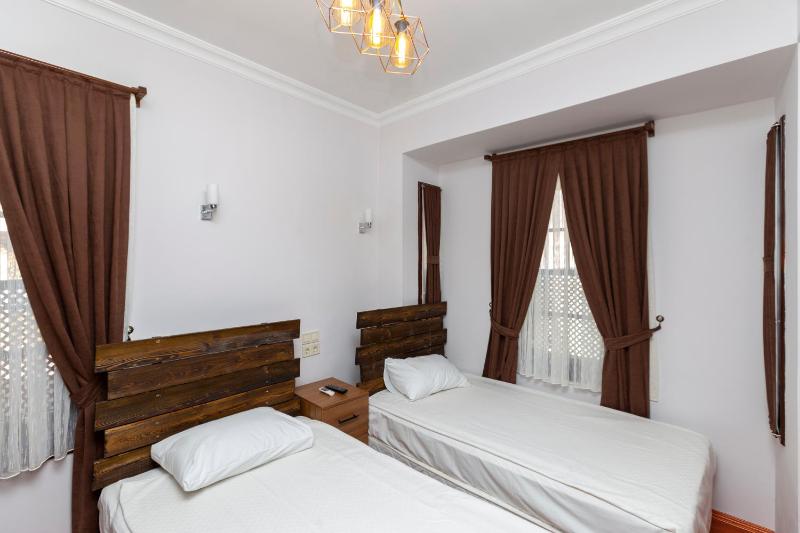 Pera Boutique Hotel - image 8